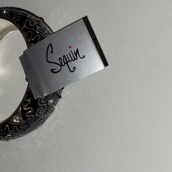 Bangle 3 available Bangle Sequin Saks 5th Ave Black Green White Bracelet - Picture 4 of 10